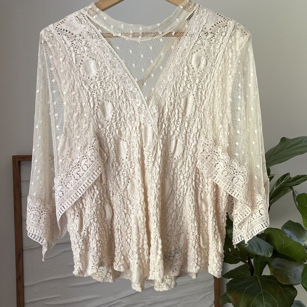 Women's FREE PEOPLE Hard Candy Lace Ivory Kimono Style Top Festival Size XS